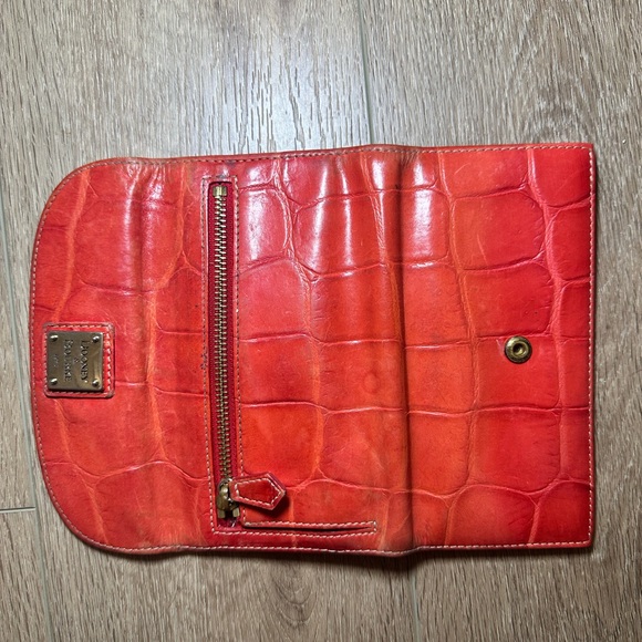 Wallet - Picture 7 of 9